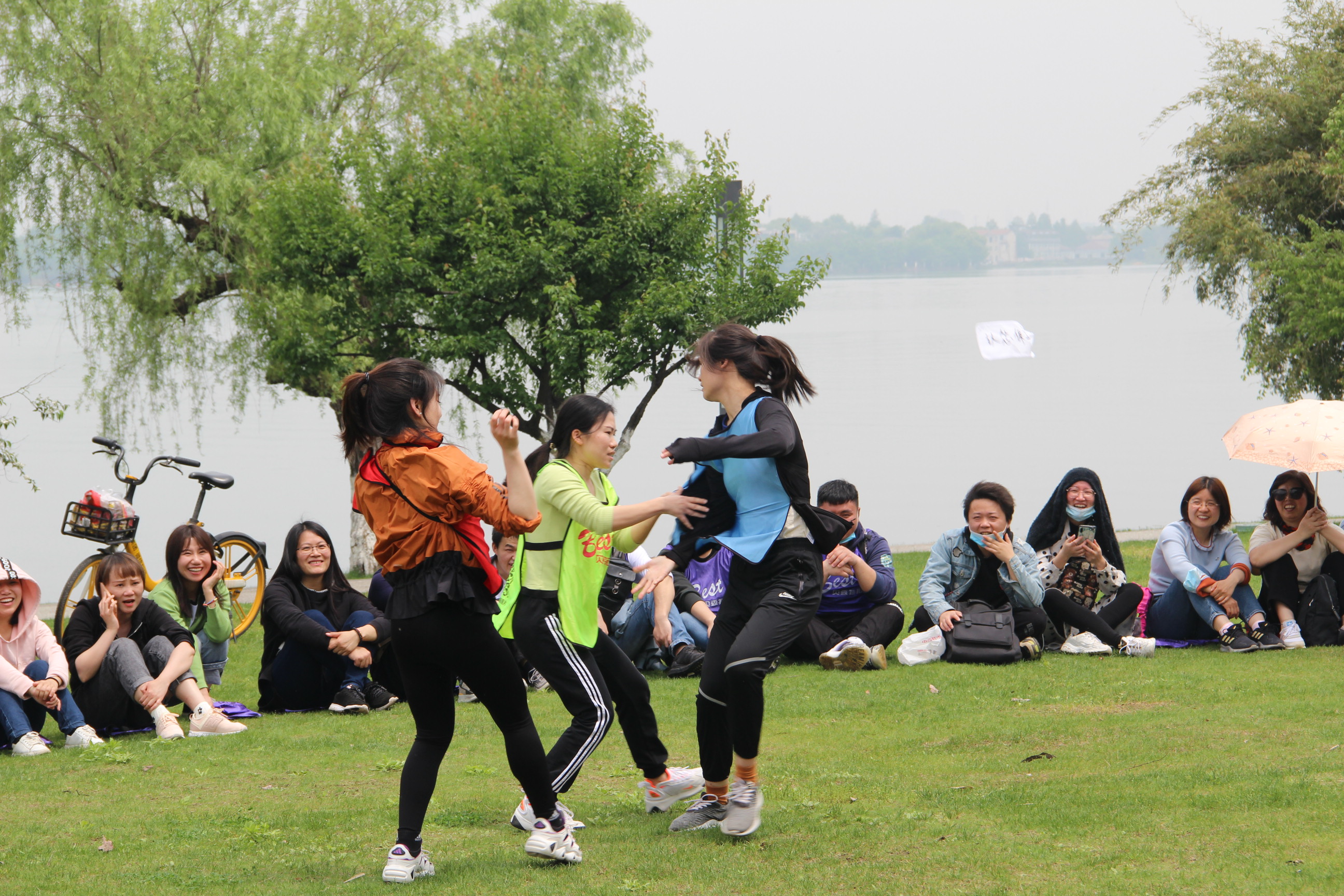 ׯ�к���Ϸ(�й�)�ɷ����޹�˾-����