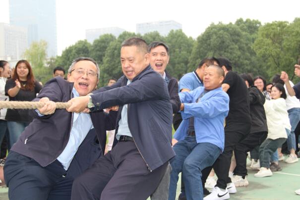 ׯ�к���Ϸ(�й�)�ɷ����޹�˾-����